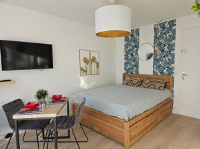 Studio moderne et calme